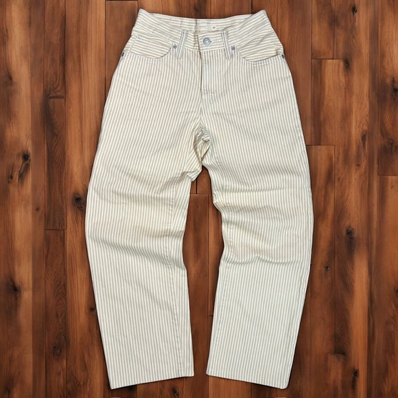 Levi's 94 Baggy Beige Pinstriped Women's Jeans Size 24 Casual Y2K Style - Picture 1 of 8
